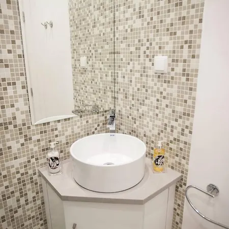 Santana Cosy Flat Lisboa