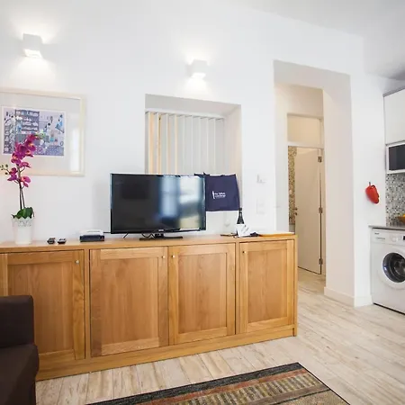 Santana Cosy Flat Lisboa