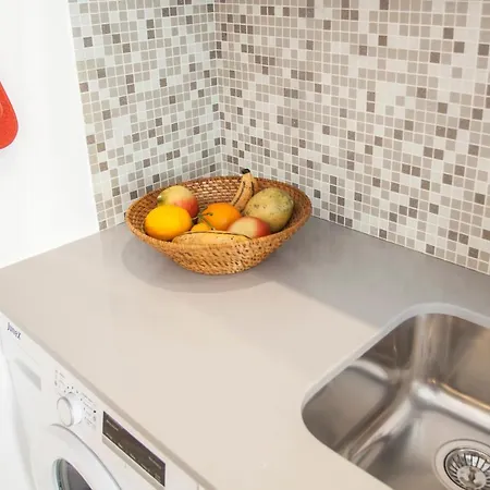 024 C - Tiles House Appartement