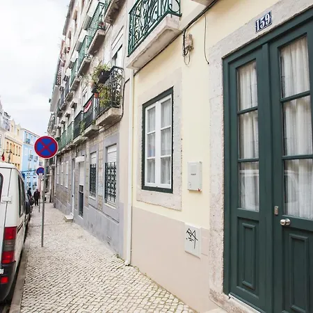 024 C - Tiles House Appartement